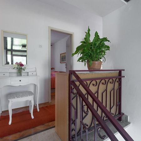 Anamarija Apartments Near The Beach And The Fantastic Adria Sea With Over 10 Small Islands Close By Funtana Zewnętrze zdjęcie