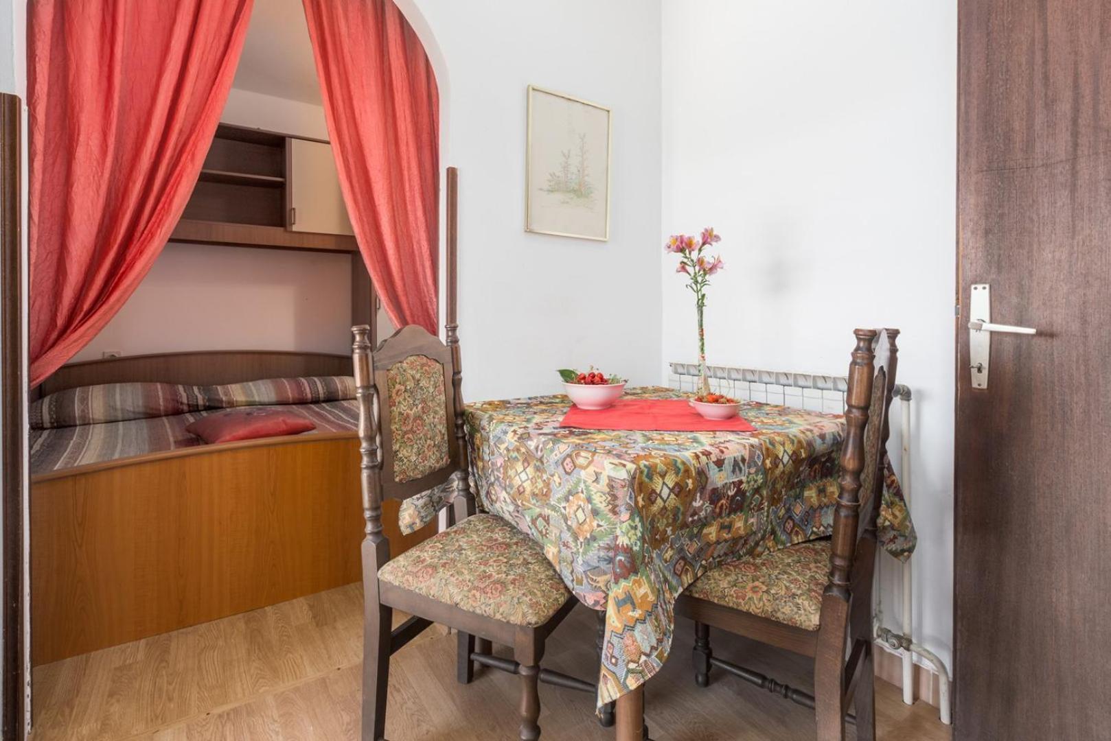 Anamarija Apartments Near The Beach And The Fantastic Adria Sea With Over 10 Small Islands Close By Funtana Zewnętrze zdjęcie