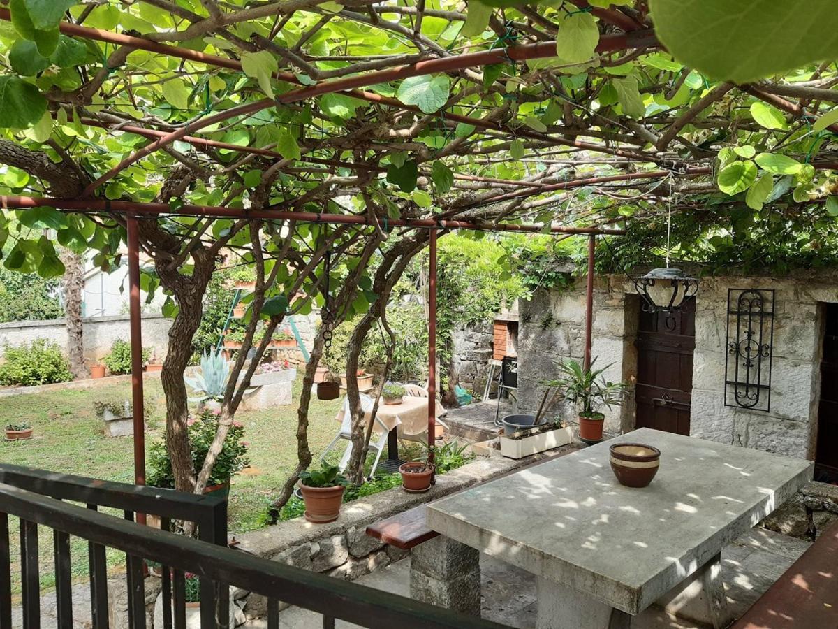 Anamarija Apartments Near The Beach And The Fantastic Adria Sea With Over 10 Small Islands Close By Funtana Zewnętrze zdjęcie